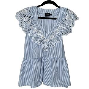 Cliche Striped Women’s Tank Blouse Blue White Eyelet back tie peplum size Small